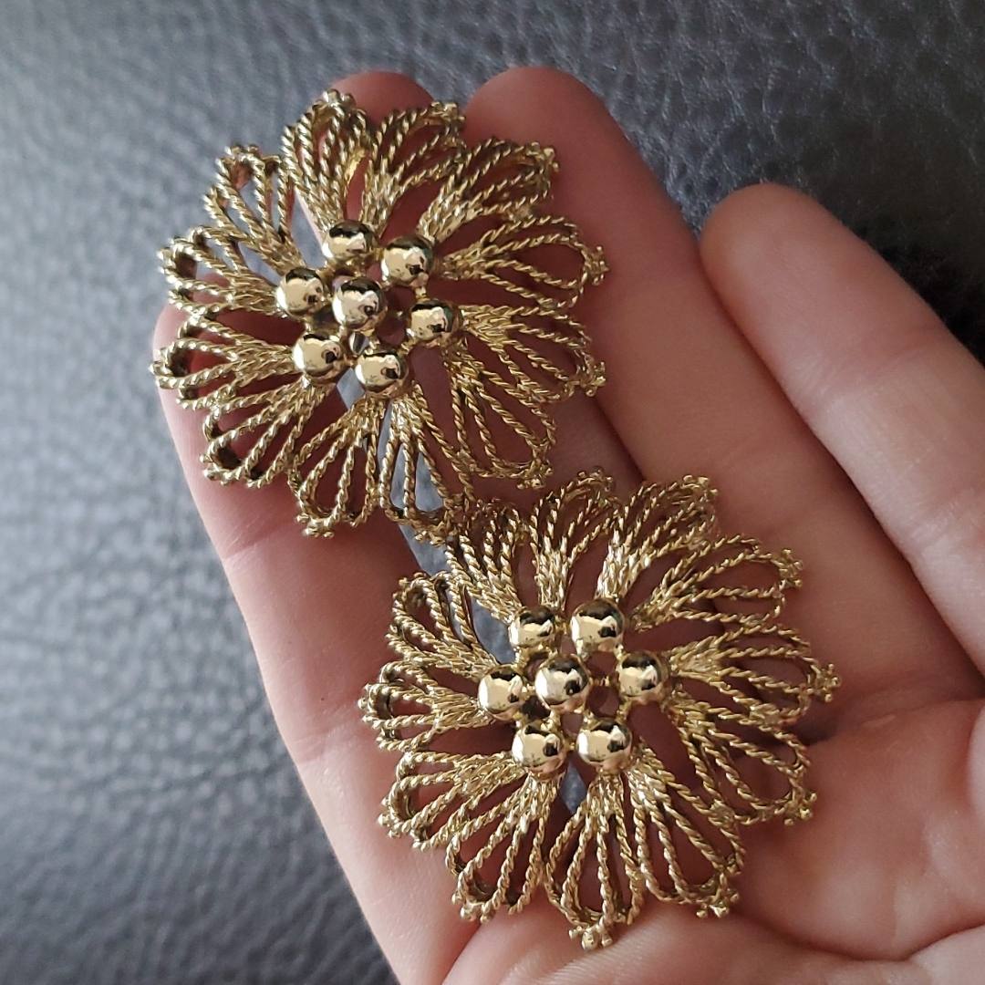 Vtg Emmons Clip On Earrings